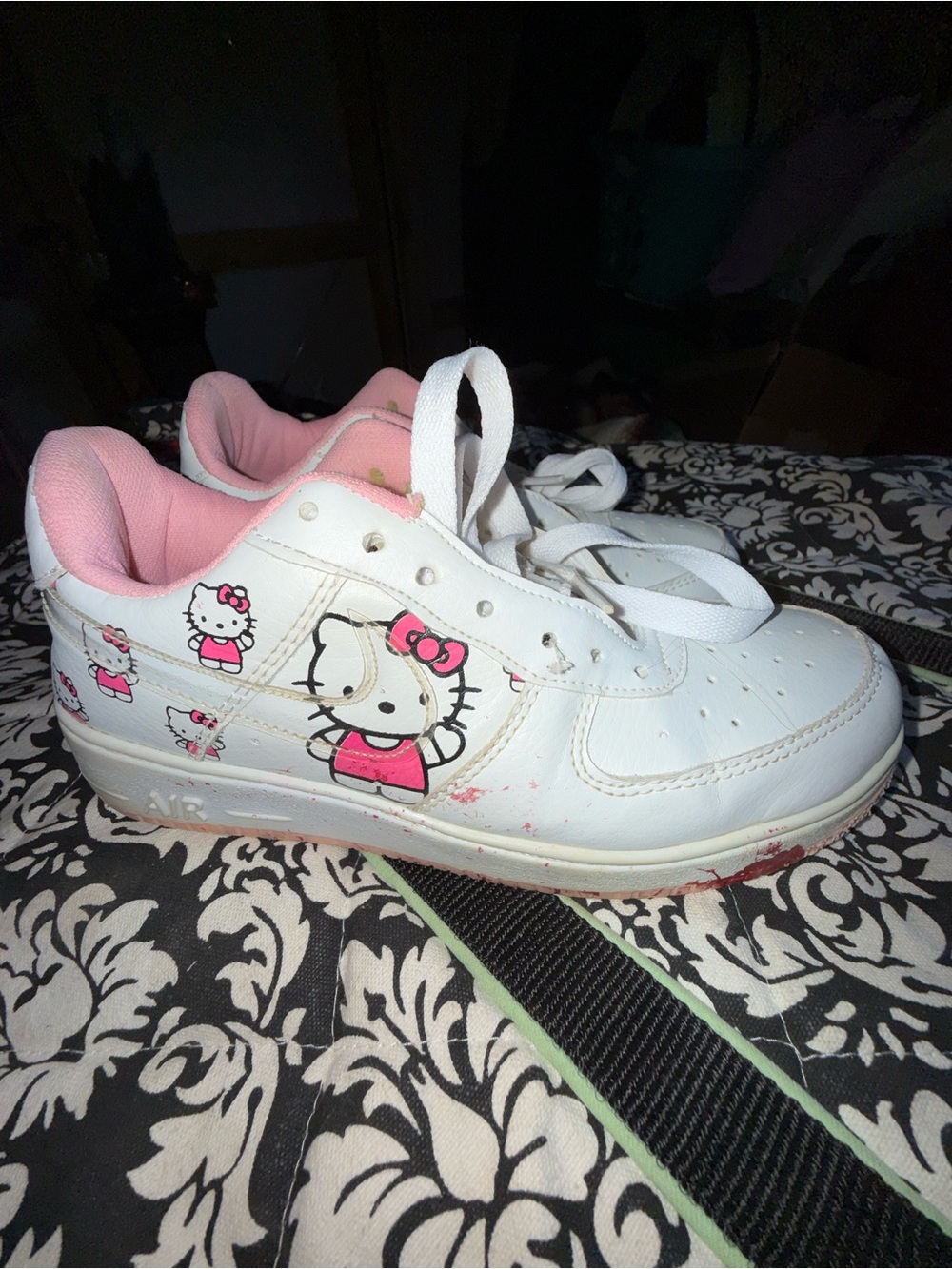 Nike Hello Kitty Sneakers with Hello Kitty Water Bottle and Love Backpack - Picture 1 of 14